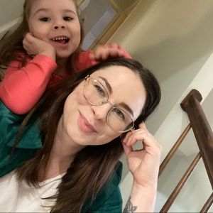 Meet your Posher, Samantha